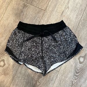 Women’s Lululemon shorts